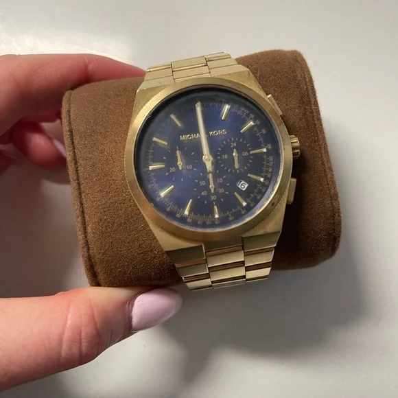 Gold Michael Kors watch with navy face Michael Kors Bradshaw Men main image 3